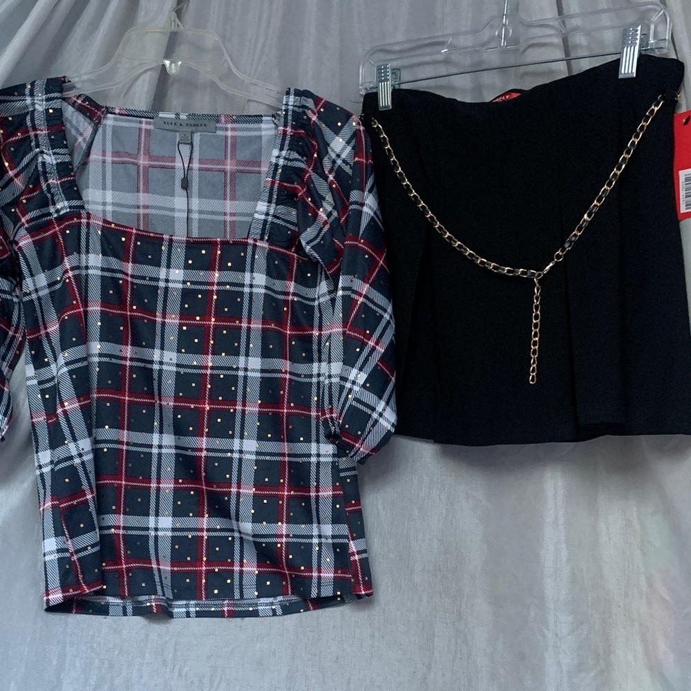 Plaid Square-Neck Puff-Sleeve Tunic in Navy, Red and White -